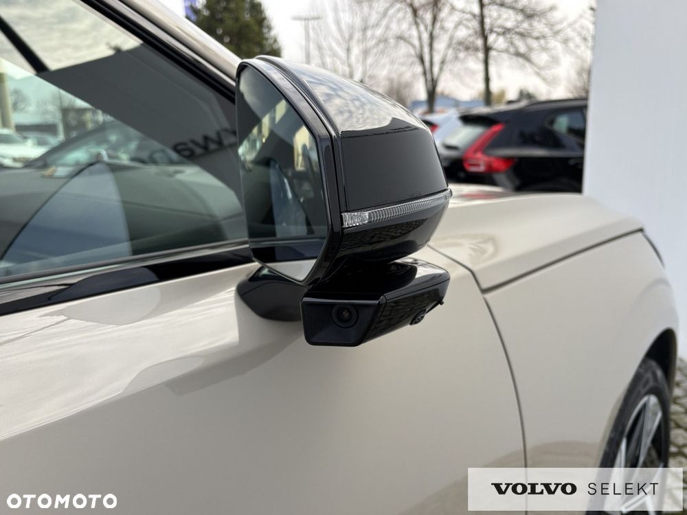 Volvo EX90 - 9