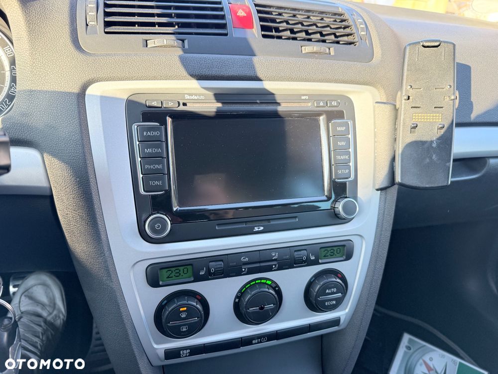 Skoda Octavia 2.0 TDI DPF RS DSG - 12