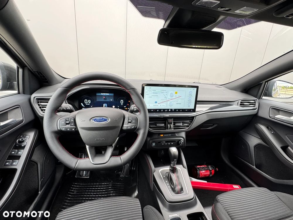 Ford Focus 1.0 EcoBoost mHEV ST-Line X - 15