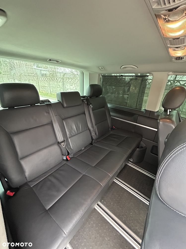 Volkswagen Multivan - 8