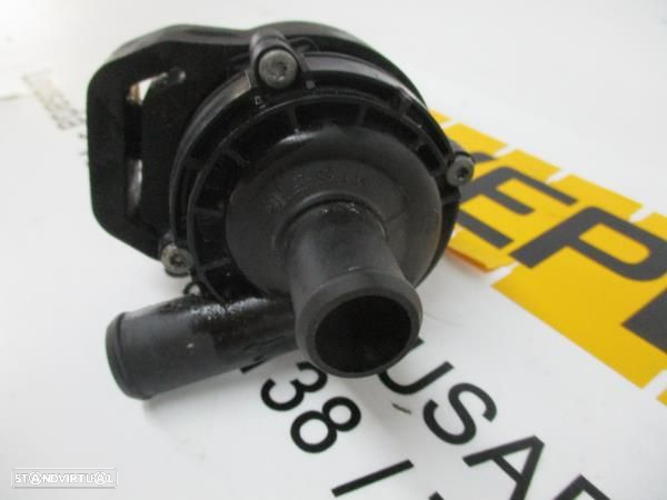 Bomba Agua Adicional Mercedes-Benz C-Class (W204) - 3
