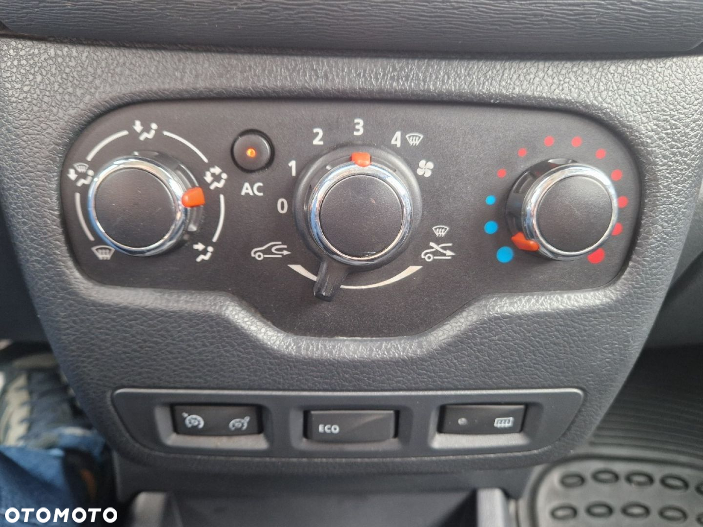 Dacia Lodgy - 13