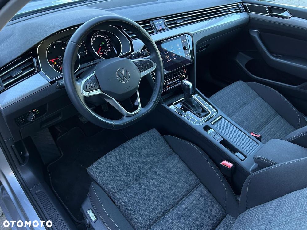 Volkswagen Passat 2.0 TDI Business DSG - 7