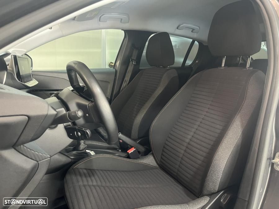 Peugeot 208 1.2 PureTech Active Pack - 13