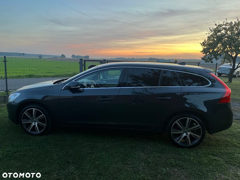 Volvo V60 - 4