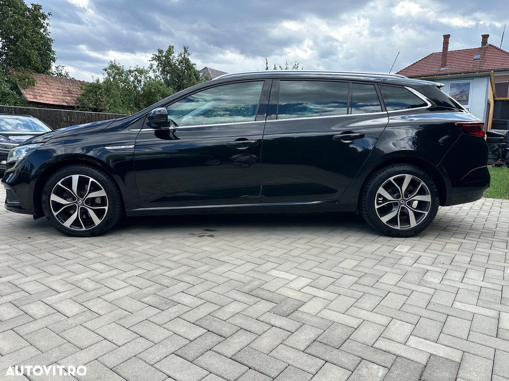 Renault Megane ENERGY dCi 130 BOSE EDITION - 11