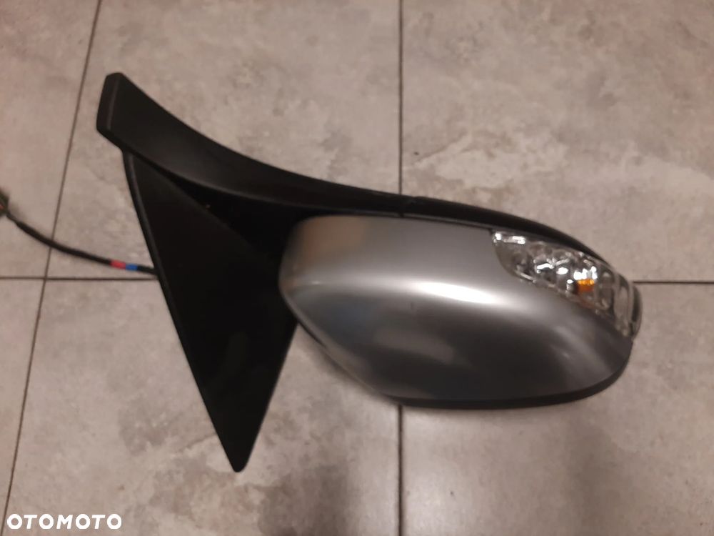 Lusterko zewnetrzne prawe volvo rdesignc30 s40 6pin - 2