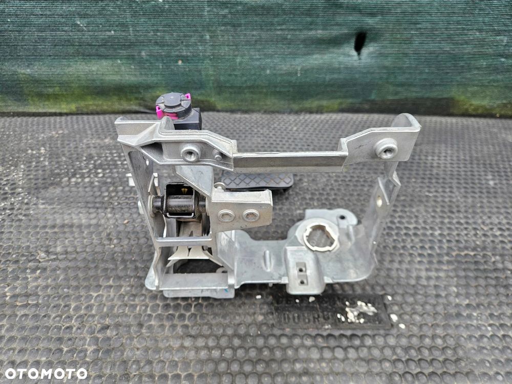 Pedal Hamulca 8K1721117 8K1723140B 4F0945459B Stelaz Automat Europa Czujnik Swiatla Stop AUDI A4 B8 - 15