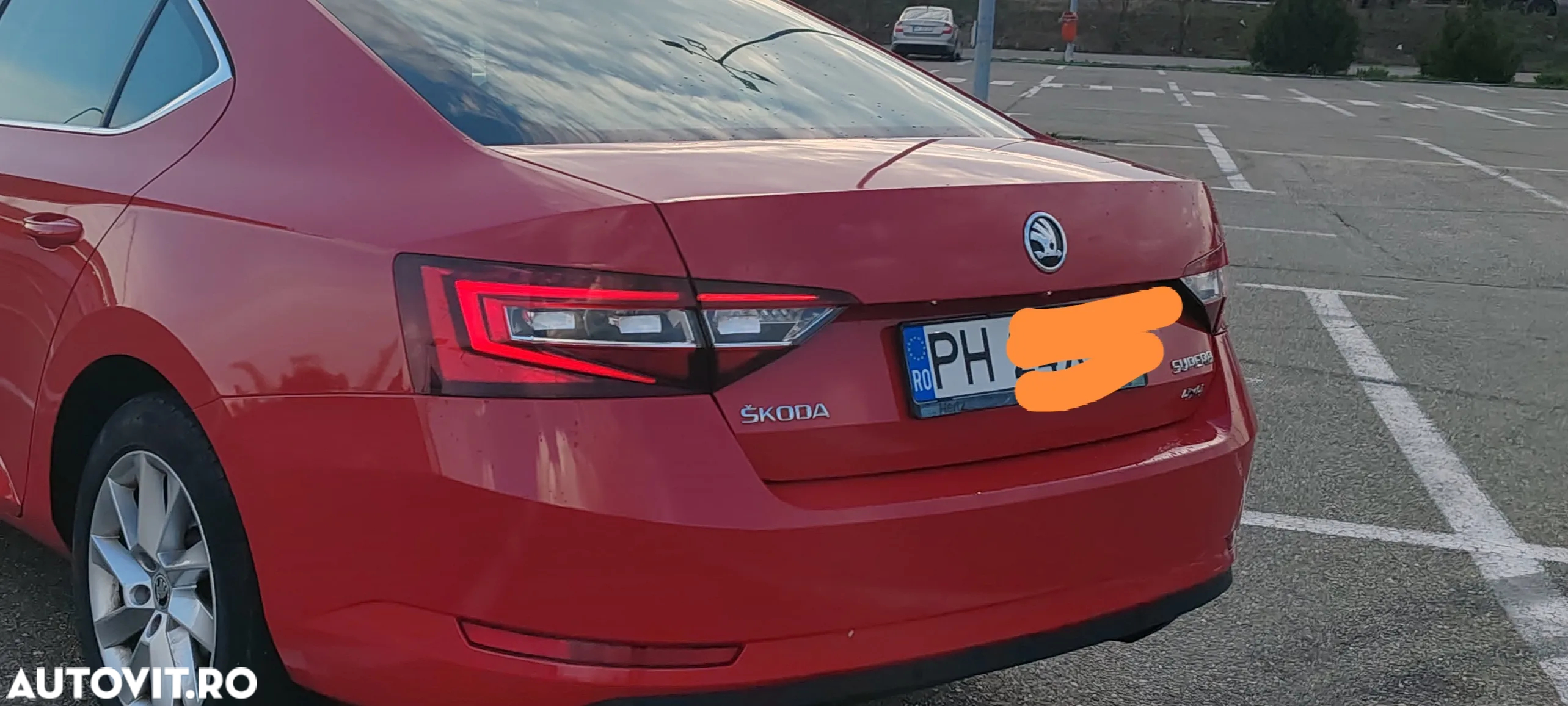 Skoda Superb 2.0 TDI 4X4 Ambition - 4