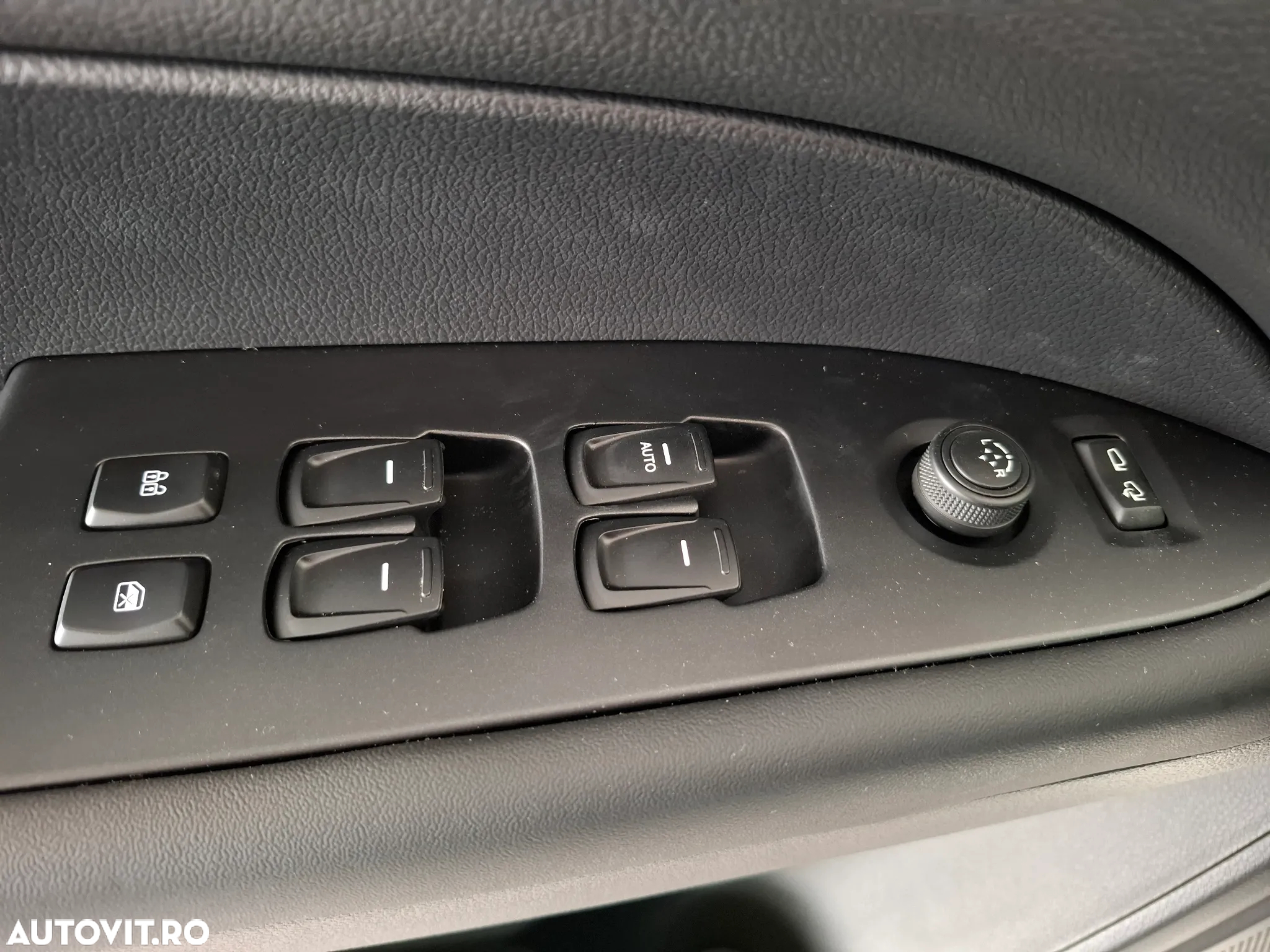 SsangYong MUSSO Grand 2.2 e-XDI 6MT Style - 18