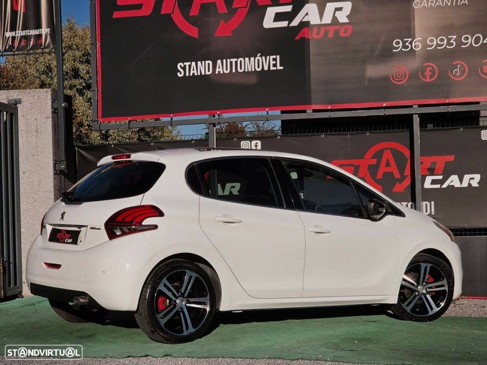 Peugeot 208 1.6 BlueHDi GT Line - 17