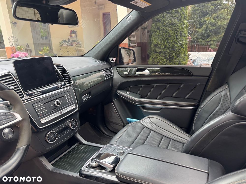 Mercedes-Benz GLS AMG 63 4-Matic - 22