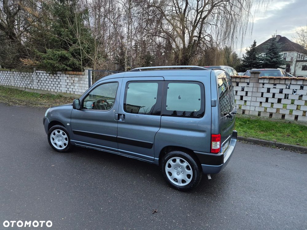 Peugeot Partner Kombi 110 Premium - 11