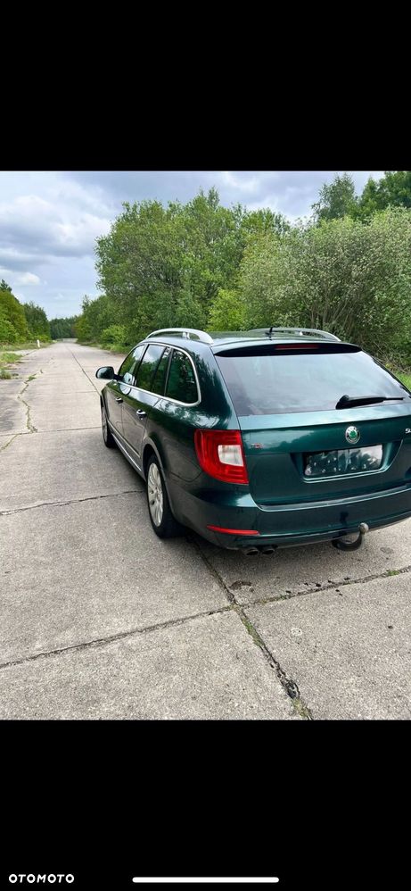 Skoda Superb 2.0 TDI Elegance DSG - 2