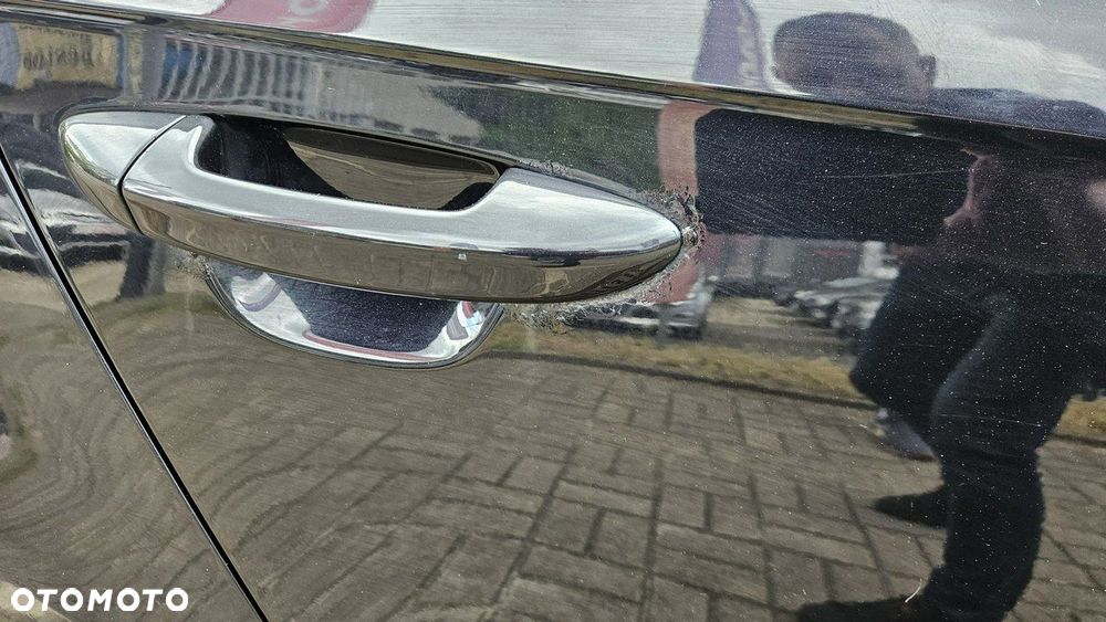 Volkswagen Passat Variant 2.0 TDI DSG BlueMotion Technology Trendline - 15