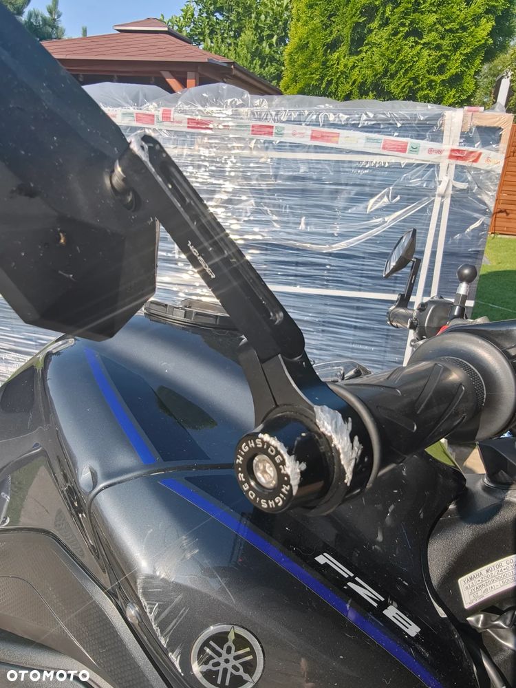 Yamaha FZ8 - 8