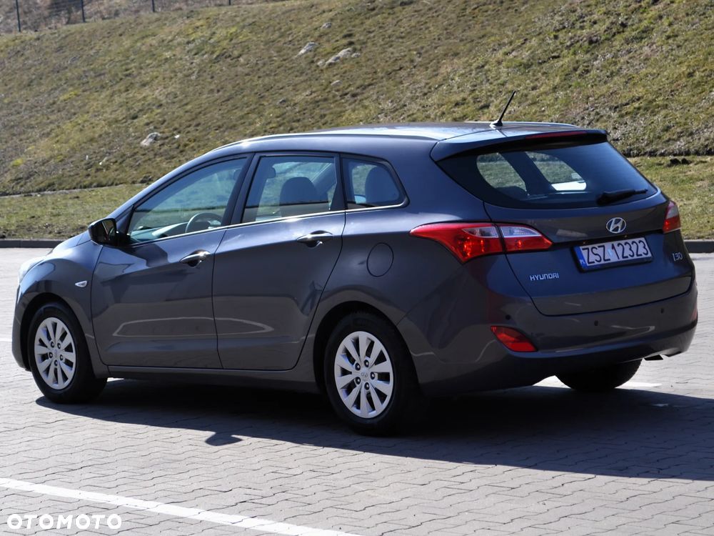 Hyundai i30 1.6 GDI BlueDrive Comfort - 4