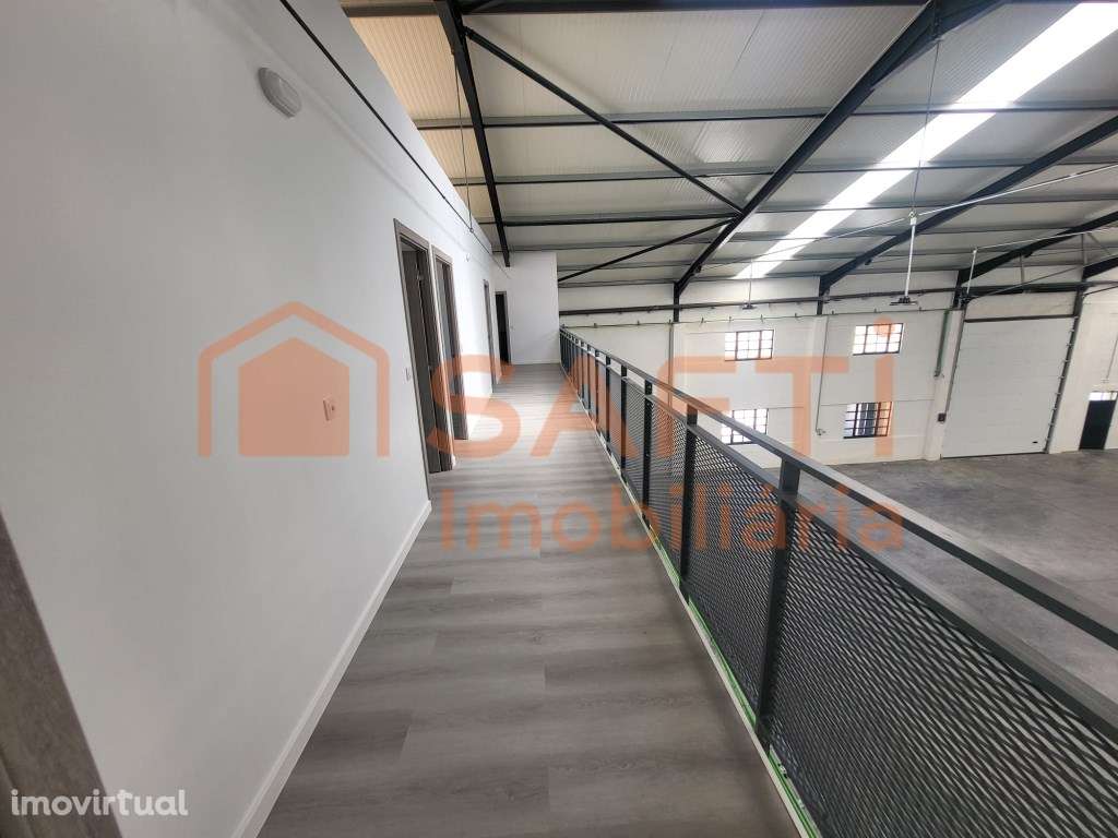 Armazém Centro Logístico Cerâmica Central do Algoz - Grande imagem: 5/19