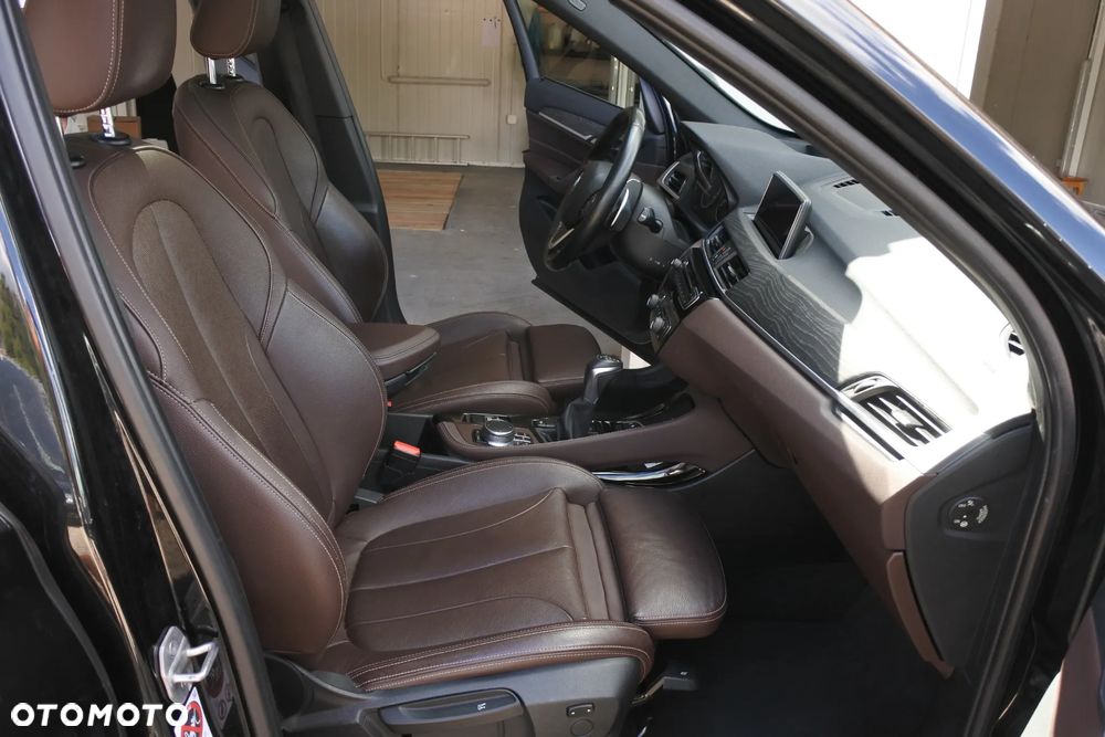 BMW X1 xDrive25d Sport Line sport - 7