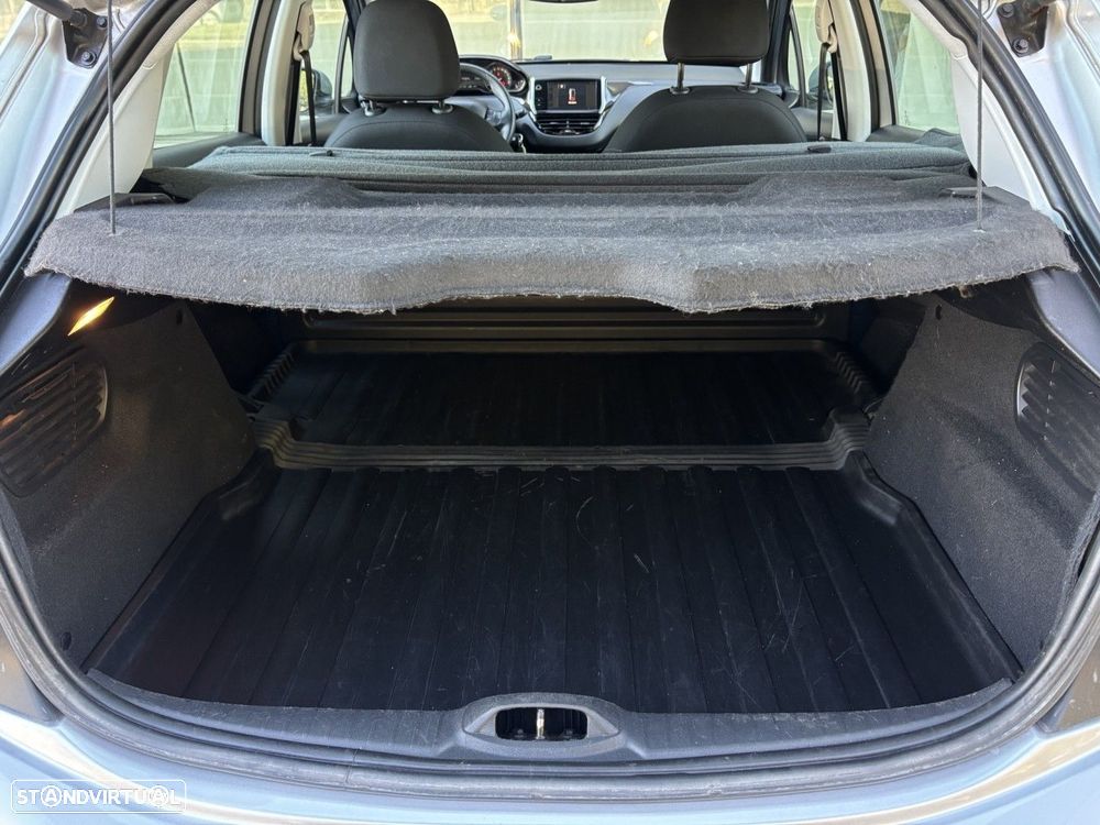 Peugeot 208 1.6 BlueHDi - 16