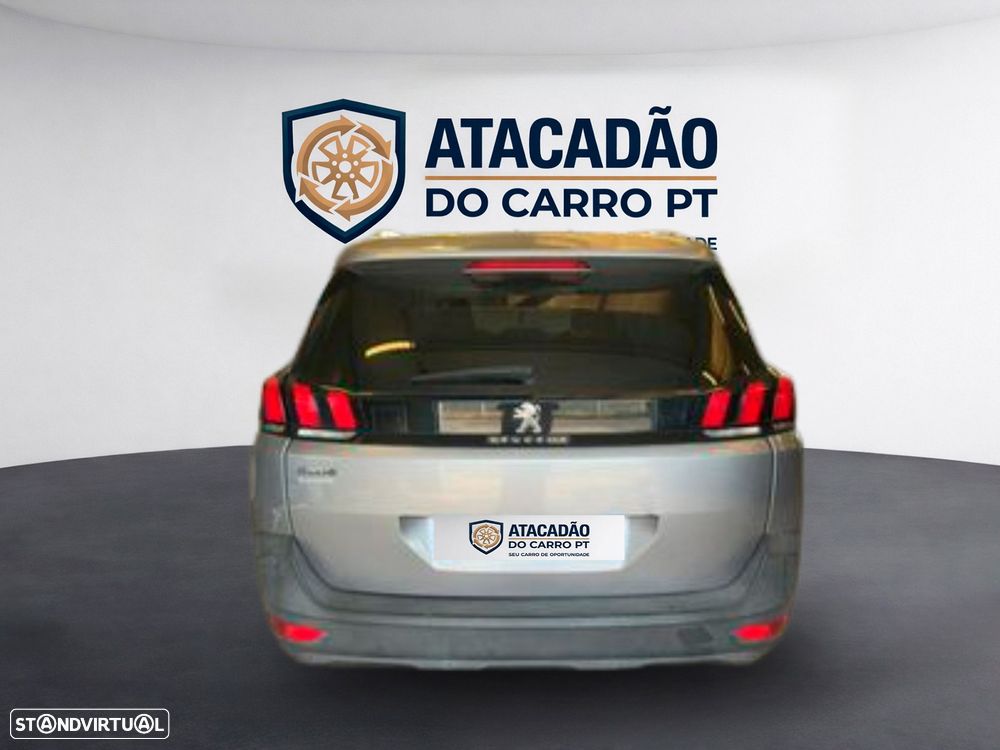 Peugeot 5008 - 10