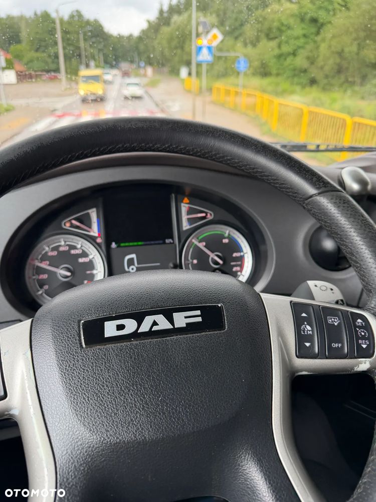 DAF XF 530 PUSHER 6x2 / 50 TON / 3 OSIE / TYLKO 679 TYS. KM PRZEBIEGU / NAJMOCNIEJSZY SILNIK 530 KM / NAJWIĘKSZA KABINA SUPER SPACE CAB / LAMPY LED / 2019 ROK !! - 12