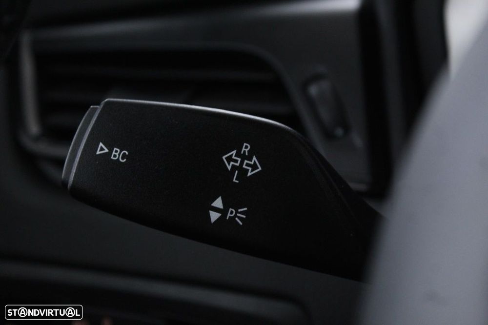 BMW 216 Active Tourer d Advantage - 24