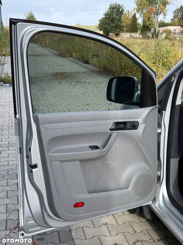 Volkswagen Caddy 1.9 TDI Life DSG - 18