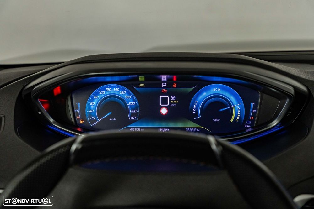 Peugeot 3008 1.6 Hybrid4 GT e-EAT8 - 28