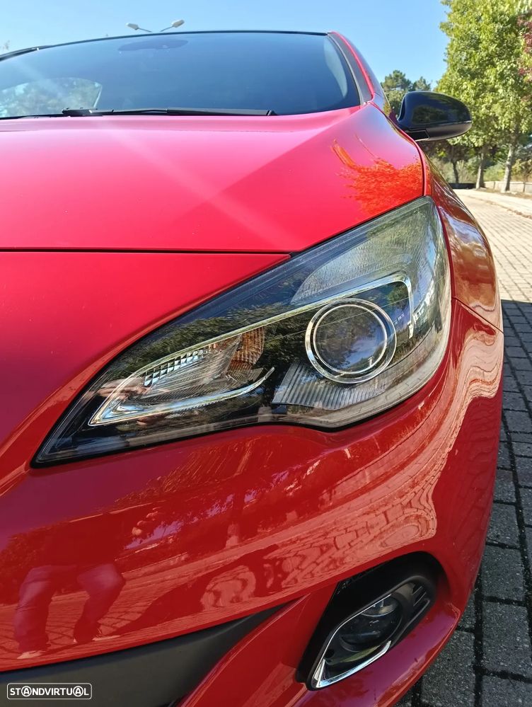 Opel Astra GTC - 10