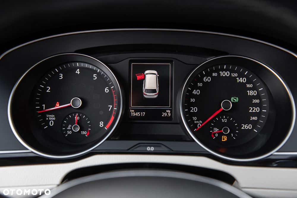 Volkswagen Passat Variant 1.8 TSI (BlueMotion Technology) DSG Comfortline - 20
