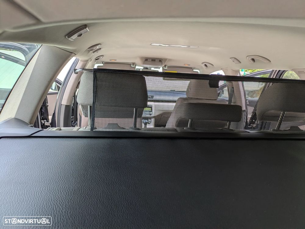 VW Passat Variant 1.6 TDI Confortline BlueMotion - 30