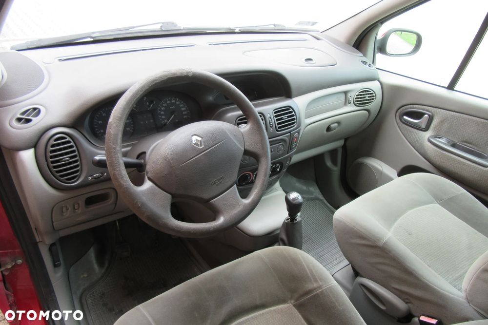 Renault Scenic - 4