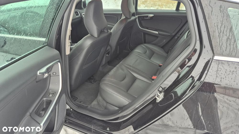 Volvo V60 D2 - 12