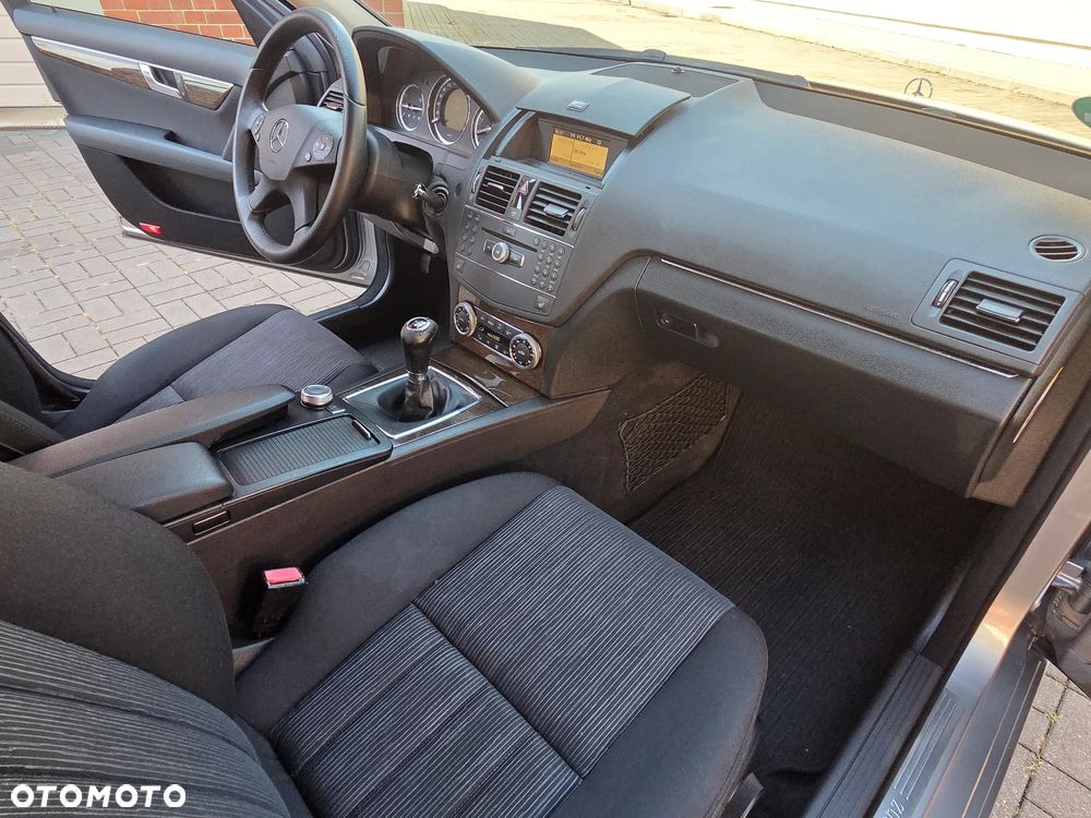 Mercedes-Benz Klasa C 200 Kompressor Elegance - 17