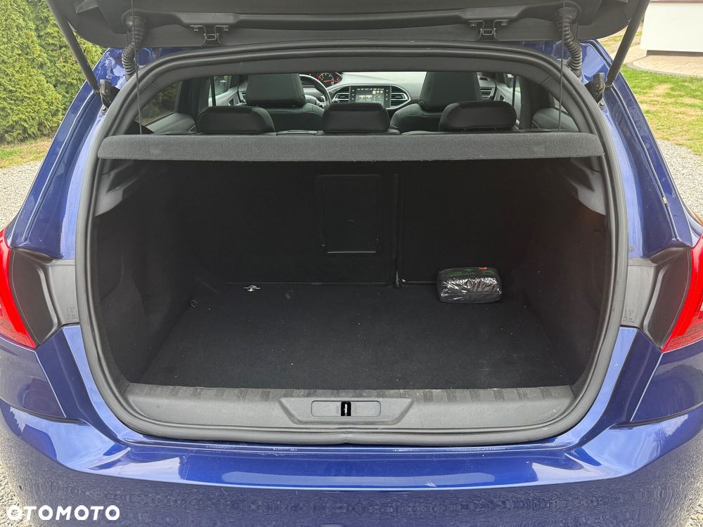 Peugeot 308 - 16