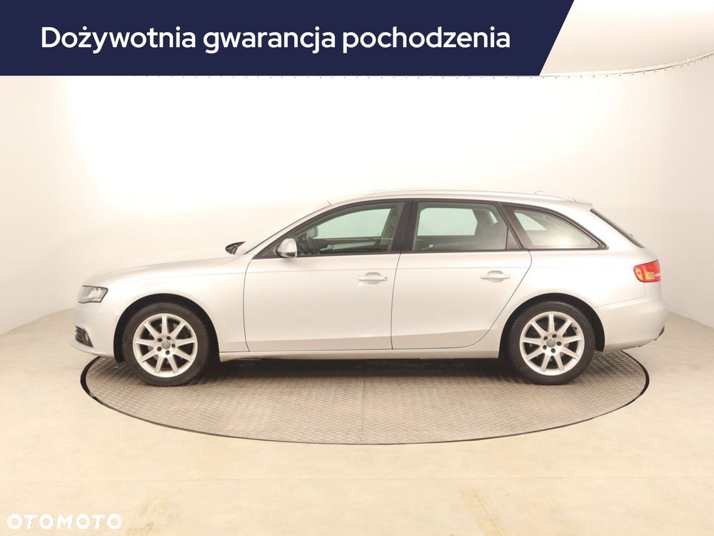 Audi A4 Avant - 4