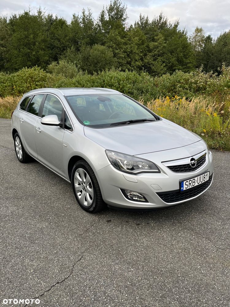 Opel Astra 1.4 T Cosmo - 11