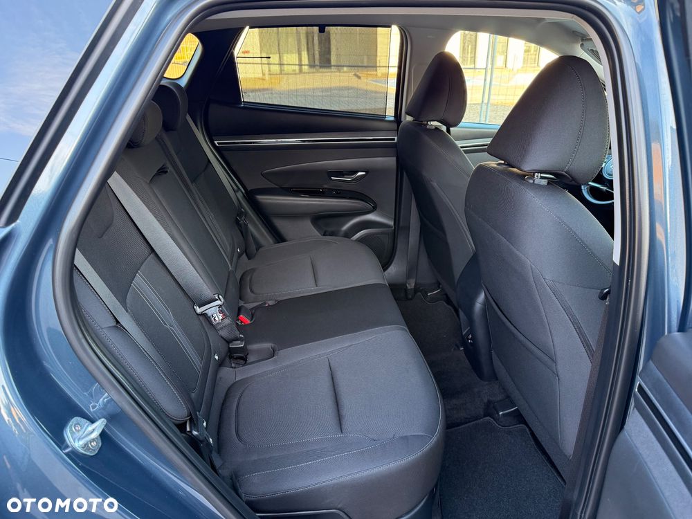 Hyundai Tucson 1.6 T-GDi HEV Executive 2WD - 27