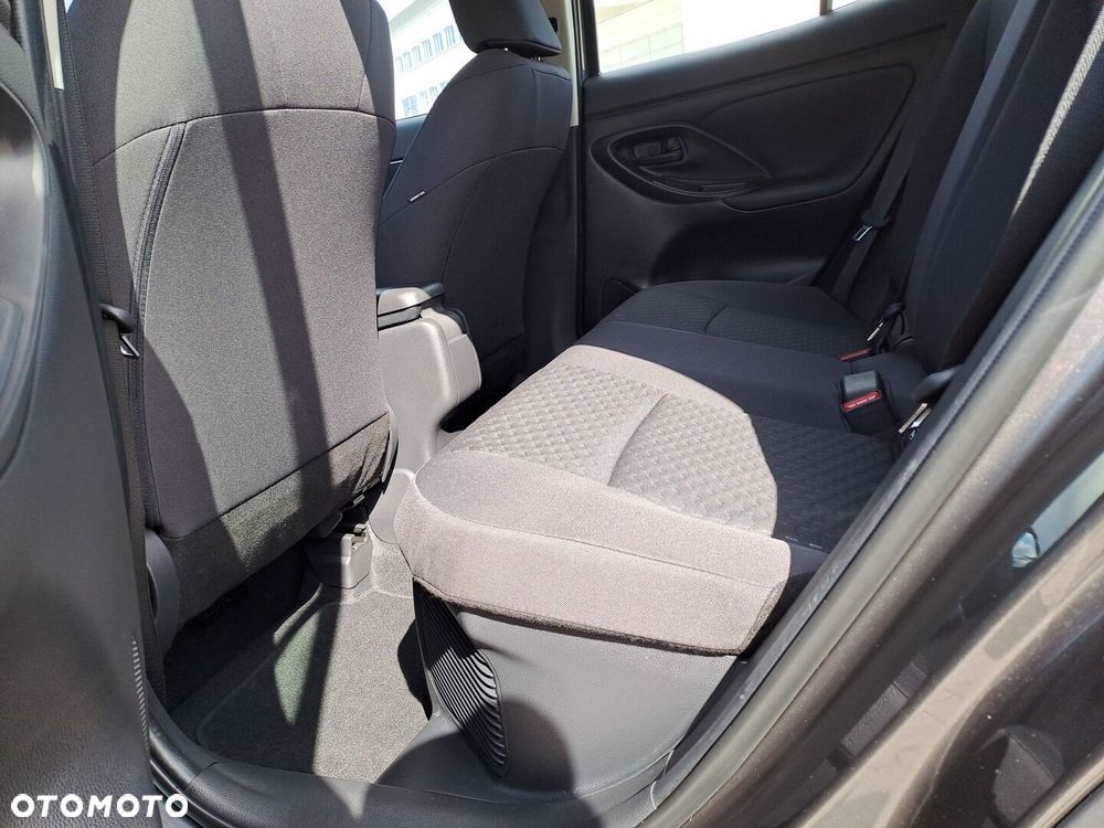 Toyota Yaris Cross Hybrid 1.5 Comfort - 25