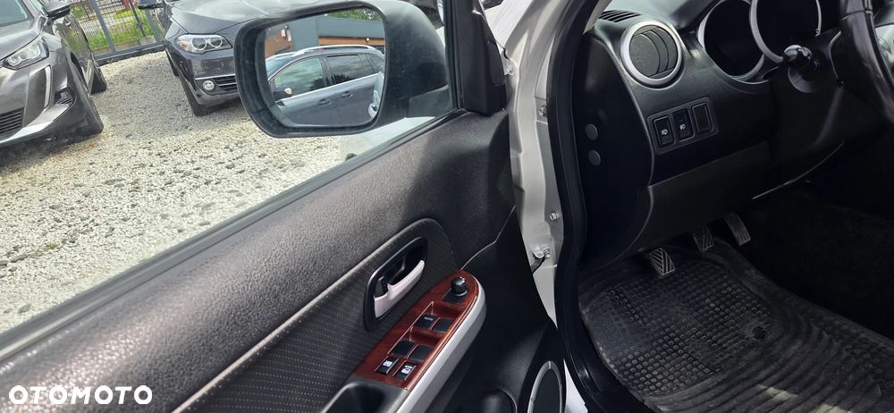 Suzuki Grand Vitara - 20