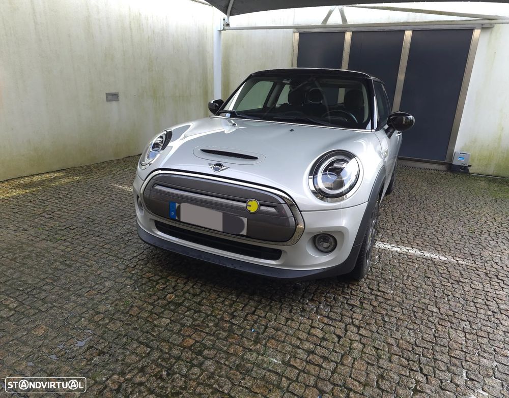 MINI 3 Portas Cooper SE Essential - 5