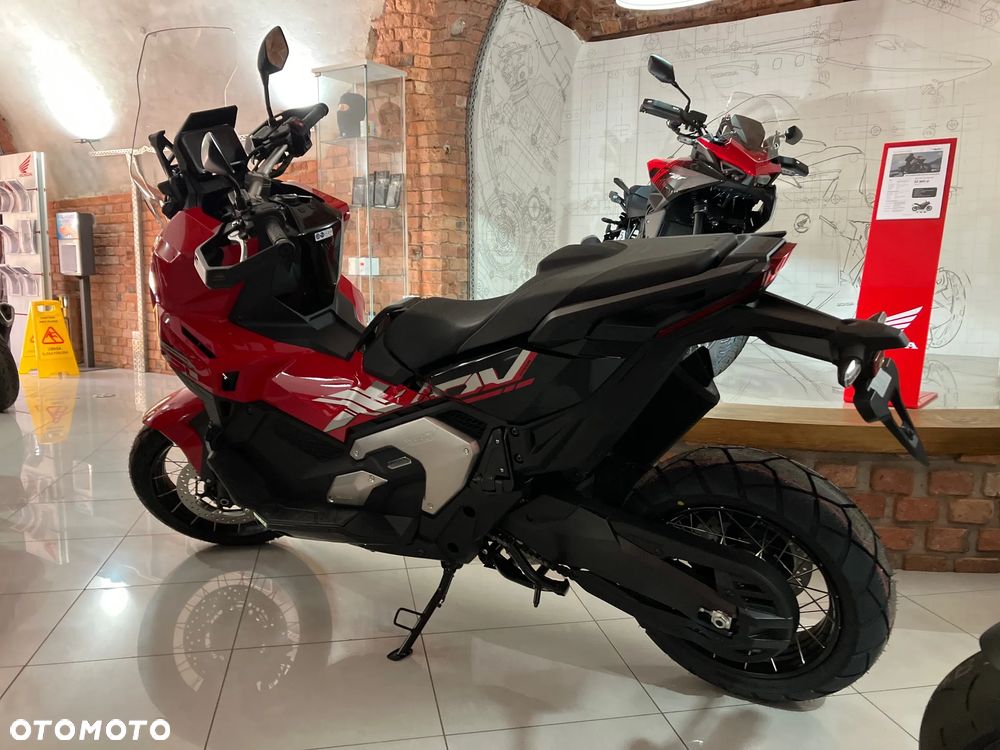 Honda X-ADV - 2