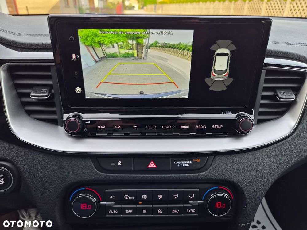 Kia XCeed - 17
