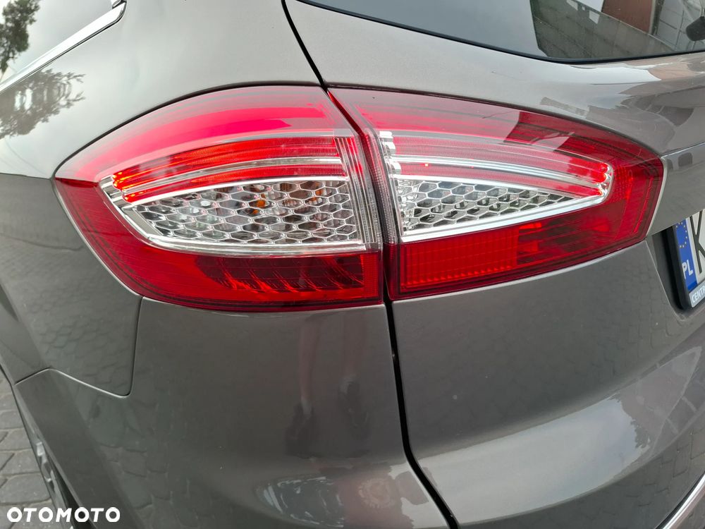 Ford Mondeo 2.0 T Titanium S - 21