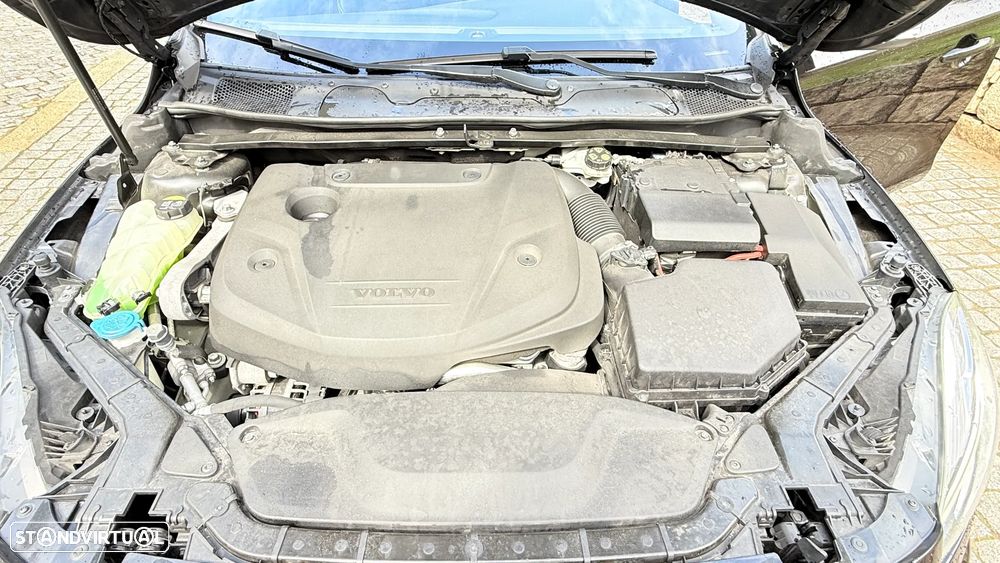 Volvo V40 2.0 D2 R-Design - 14