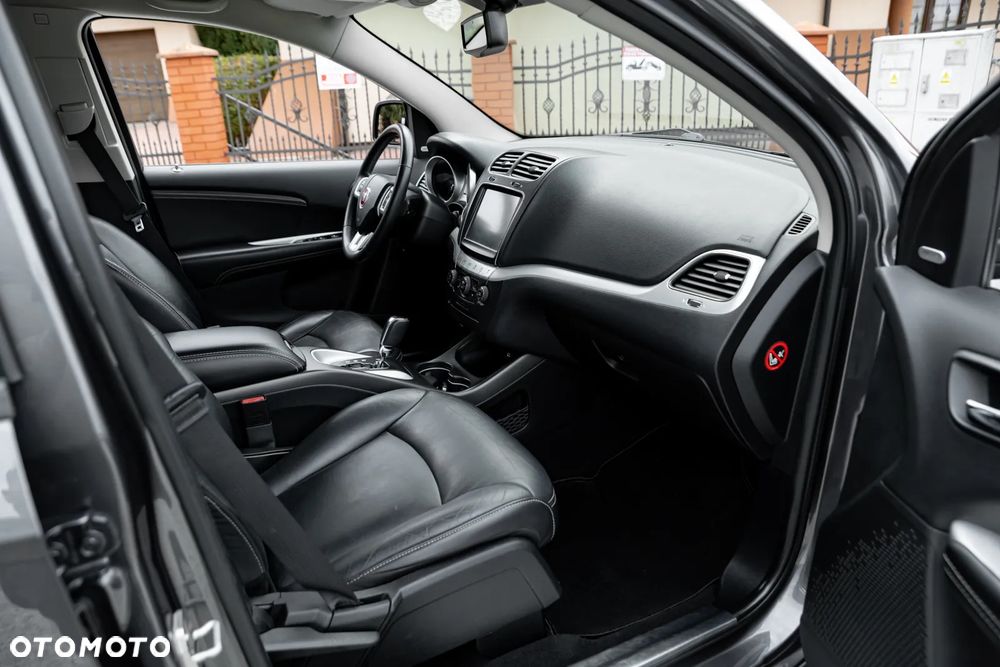 Fiat Freemont 2.0 Multijet 16V DPF Automatik Allrad Black Code - 23