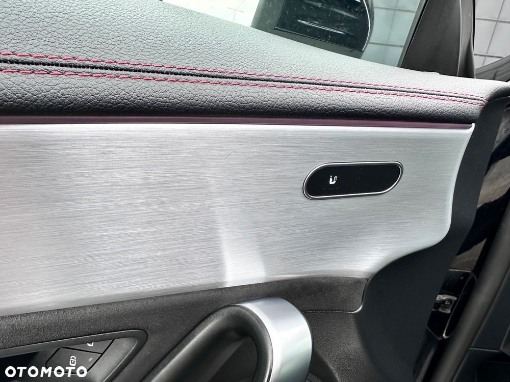 Mercedes-Benz CLA - 22