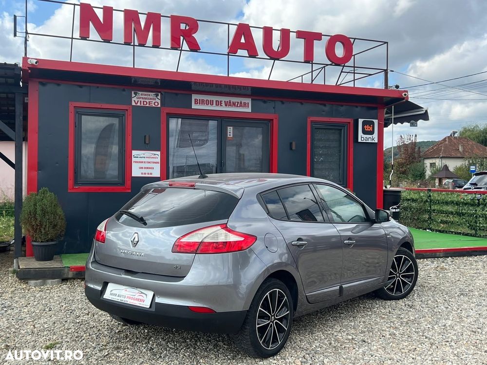 Renault Megane ENERGY dCi 110 Start & Stop Bose Edition - 5