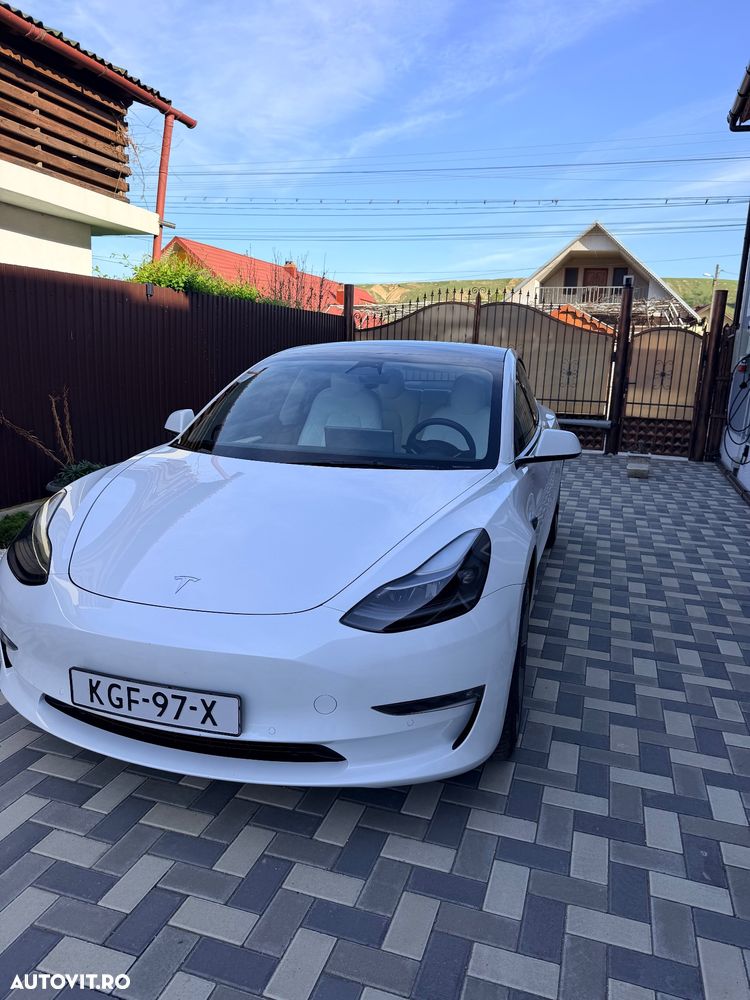 Tesla Model 3 Langstreckenbatterie Allradantrieb Dual Motor - 2
